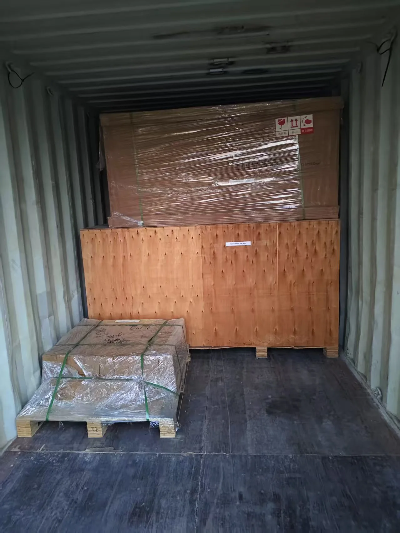 Export Packing for Racks and Benches